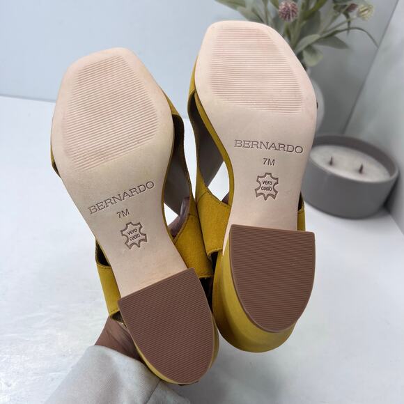 Bernardo Bedford Suede Slingback Sandals Square Toe Ochre Women 7M Tried On - Picture 9 of 10